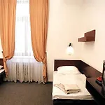 & Royal Standard 3* Прага