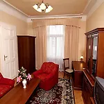 & Royal Standard Отель