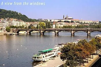 & Royal Standard 3* Prague