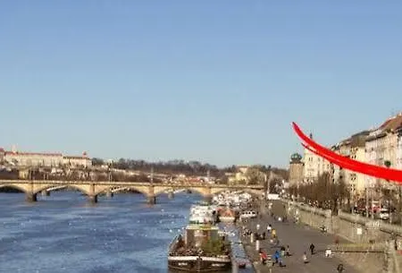 Отель & Royal Standard
