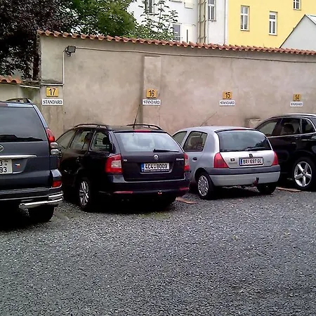 Hotel & Royal Standard