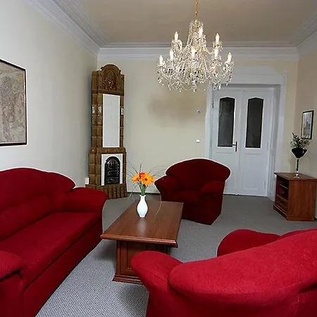 & Royal Standard 3* Prague