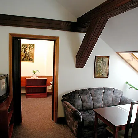 Hotel & Royal Standard 3*