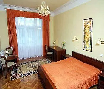Hotell & Royal Standard