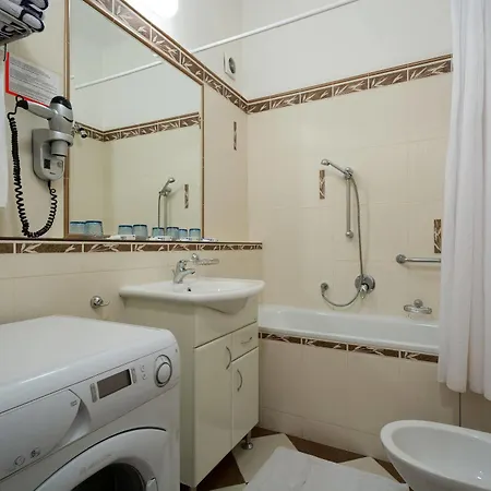Hotell & Royal Standard 3*