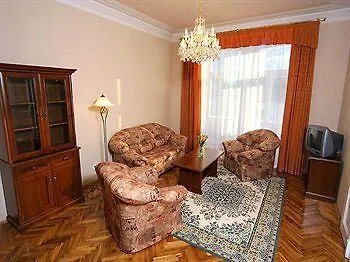& Royal Standard Отель 3*