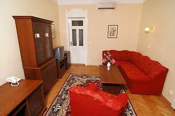 & Royal Standard Отель