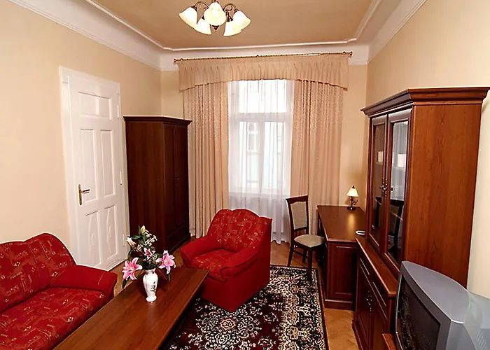 & Royal Standard Отель
